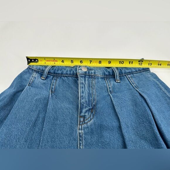 Lovers and Friends Revolve Angel California Denim Jean Pleated Mini Skirt XS - Picture 9 of 10